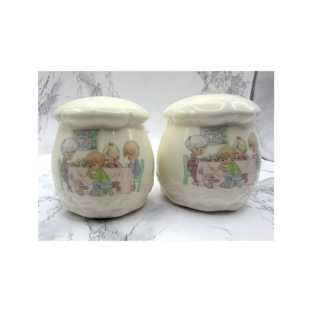Vintage 1994 Precious Moments Salt Pepper Shakers Pair 3 Inch Ceramic